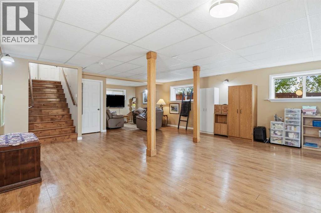 83 Irving Crescent - Photo 25