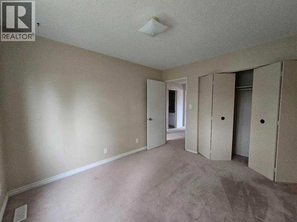 9803 24 Street Southwest - Photo 20