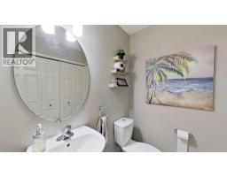 17 Sunset Heights, Cochrane, AB T4C0C7 Photo 17