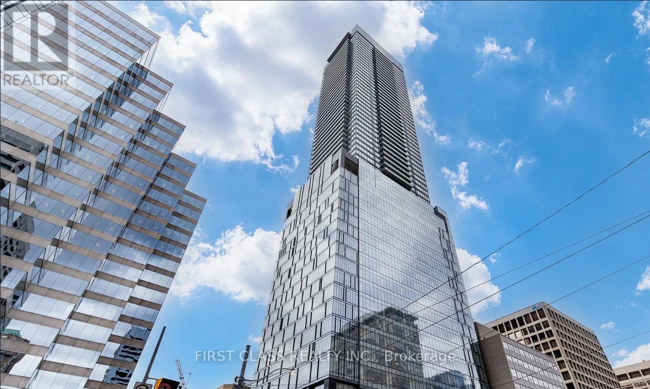 Photo of 488 University Avenue