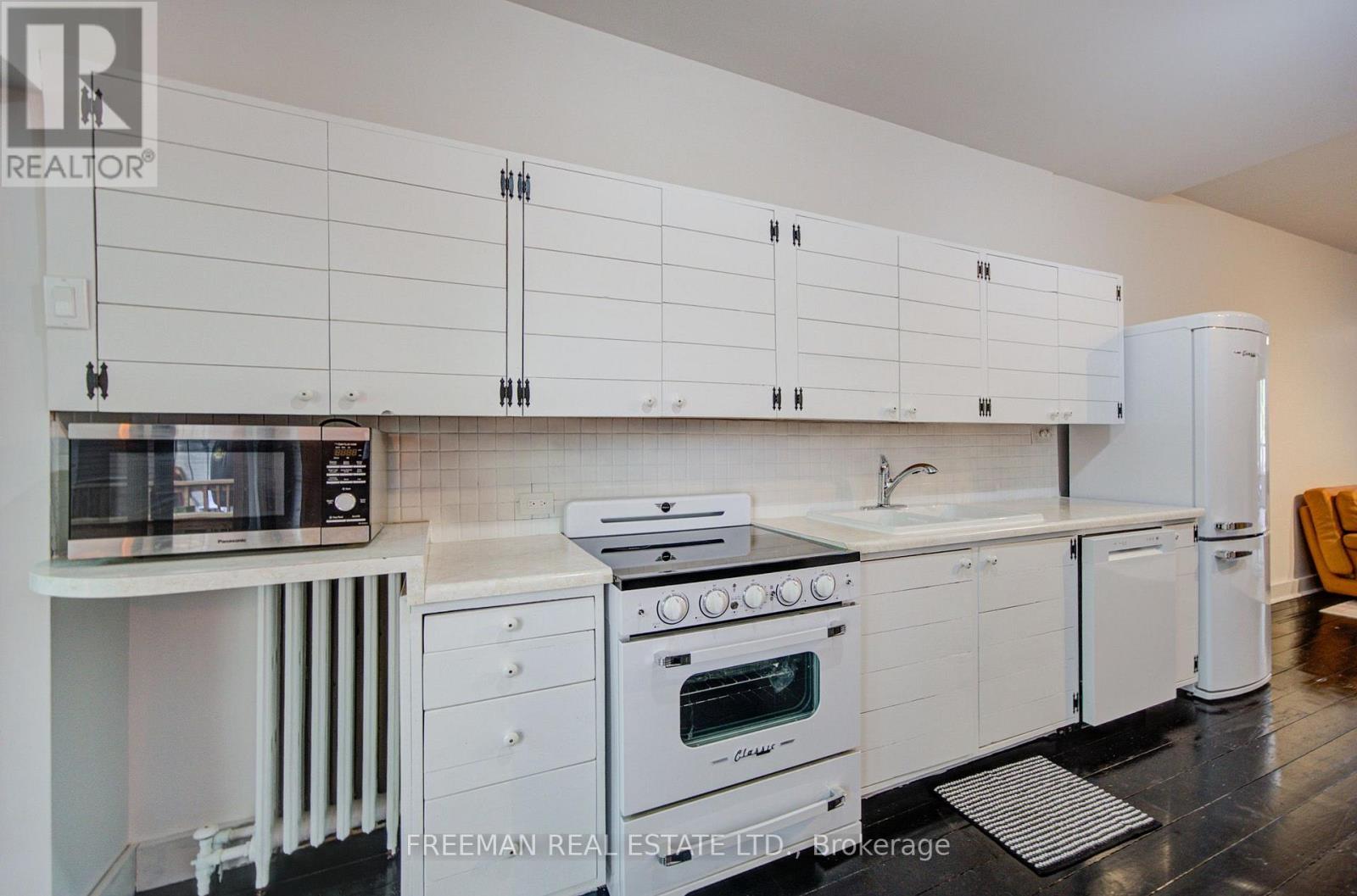 63 SUSSEX AVENUE - 13