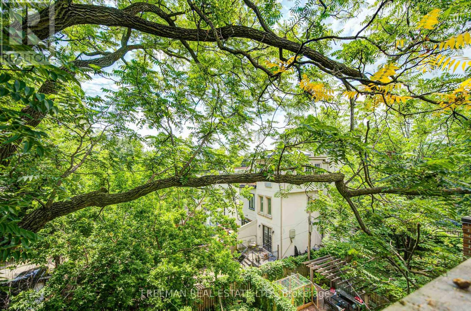 63 SUSSEX AVENUE - 33