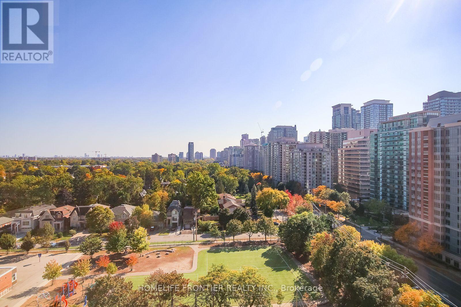 #PH12 88 GRANDVIEW WAY - 16