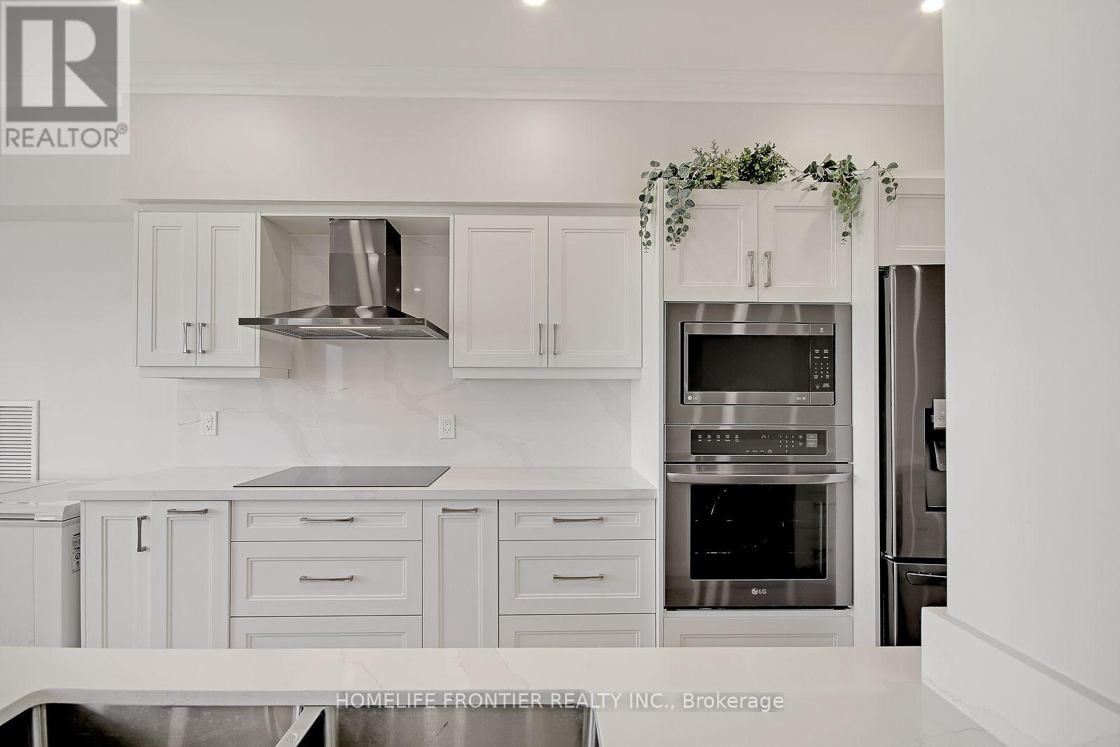 #PH12 88 GRANDVIEW WAY - 8