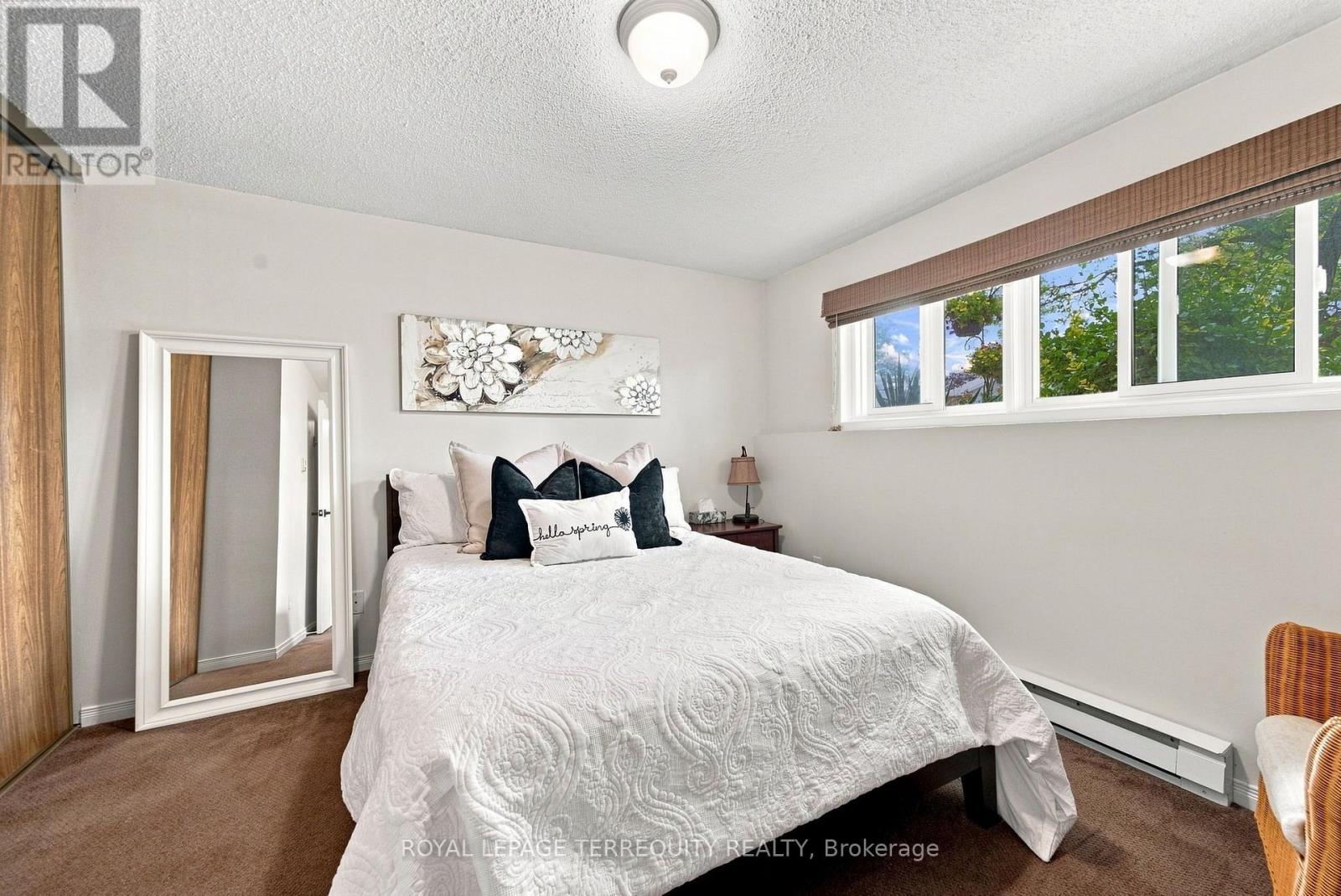 224 MEDINA COURT - 15