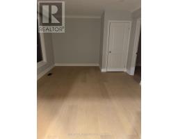 32 Conlins Road E, Toronto, ON M1C1C3 Photo 7