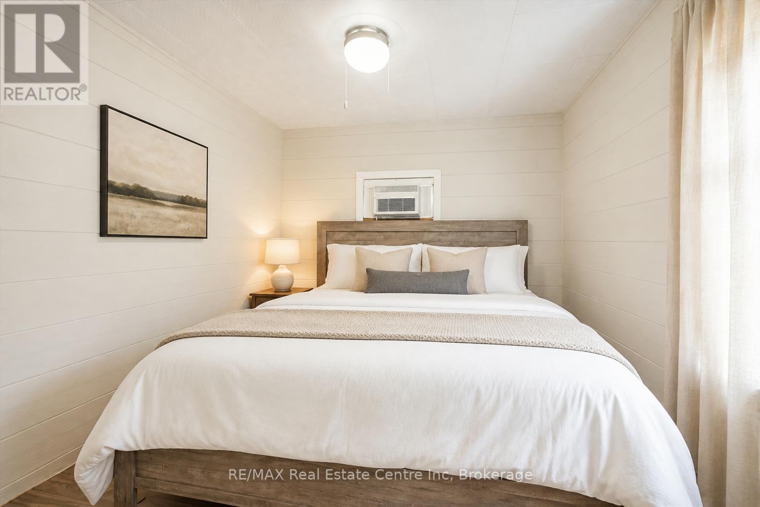 729 SEVENTH STREET - 8