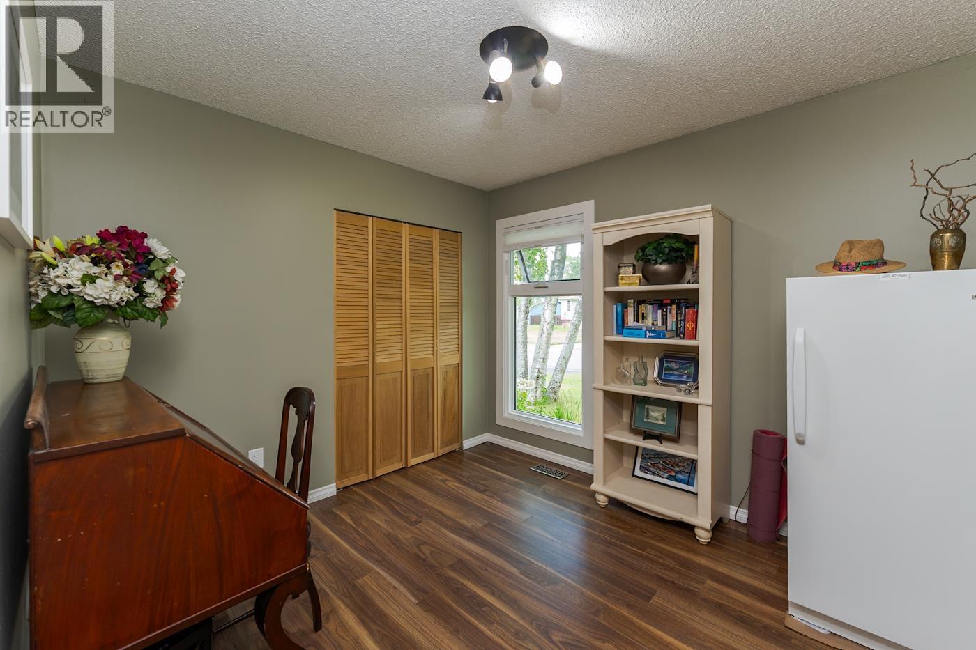 5836 TRENT DRIVE - 12