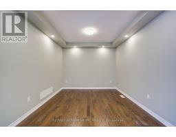 396 Thomas Phillips Drive, Aurora, ON L4G0T2 Photo 14