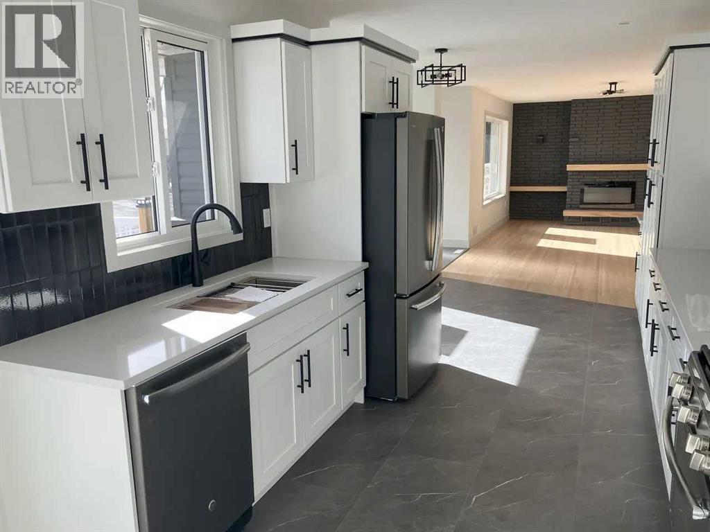 404 8 Street Southwest - Photo 7