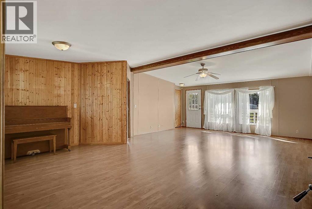 743073 Highway 2 - Photo 16