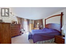 2219 Westmount Road NW - photo 14