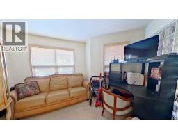 2219 Westmount Road NW - photo 10
