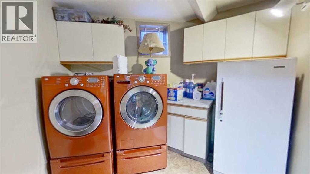 2219 Westmount Road NW - 19