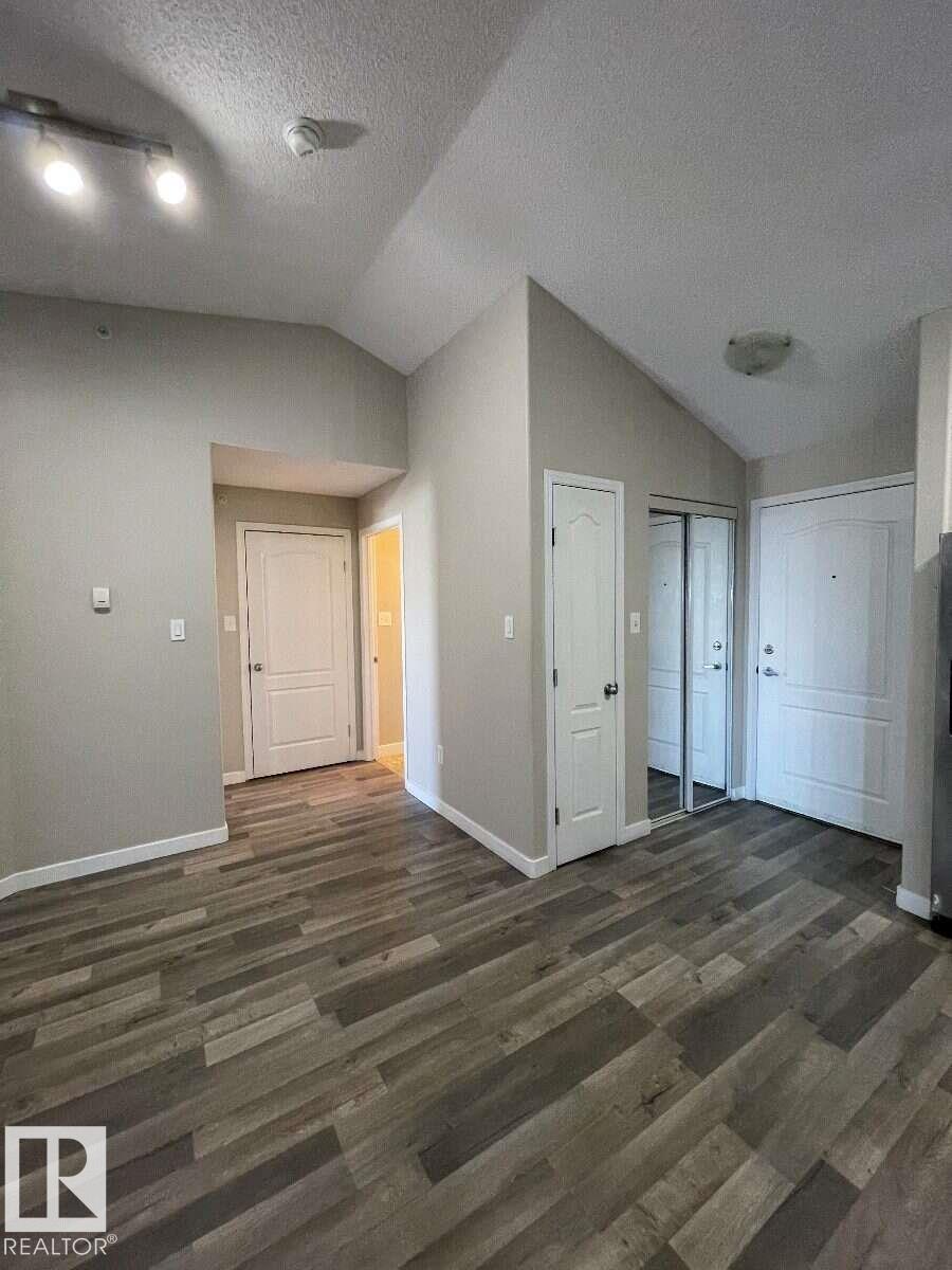 #405 151 EDWARDS DR SW - 14