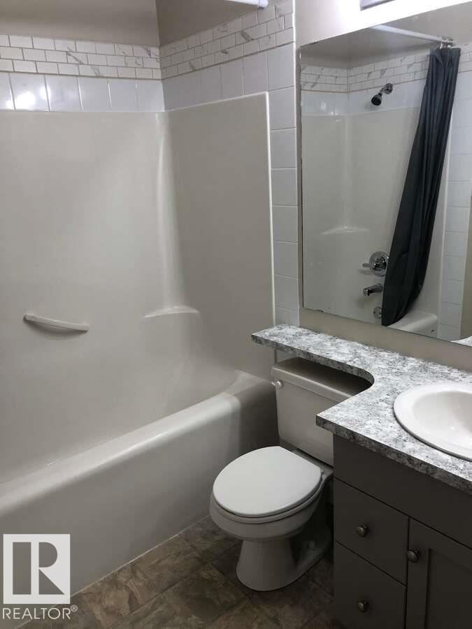 #405 151 EDWARDS DR SW - 39