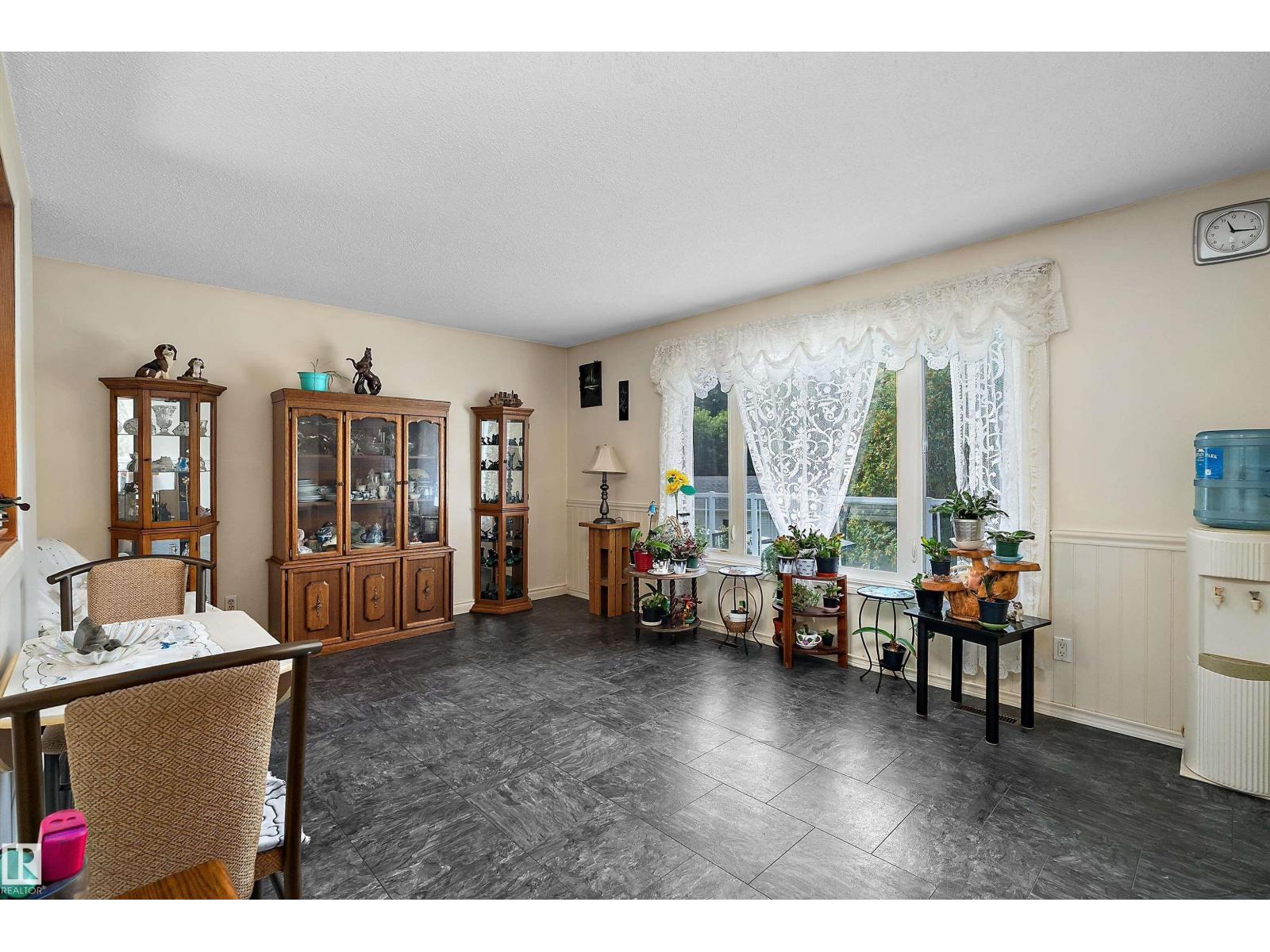 #104 52502 RGE ROAD 25 - Image 12