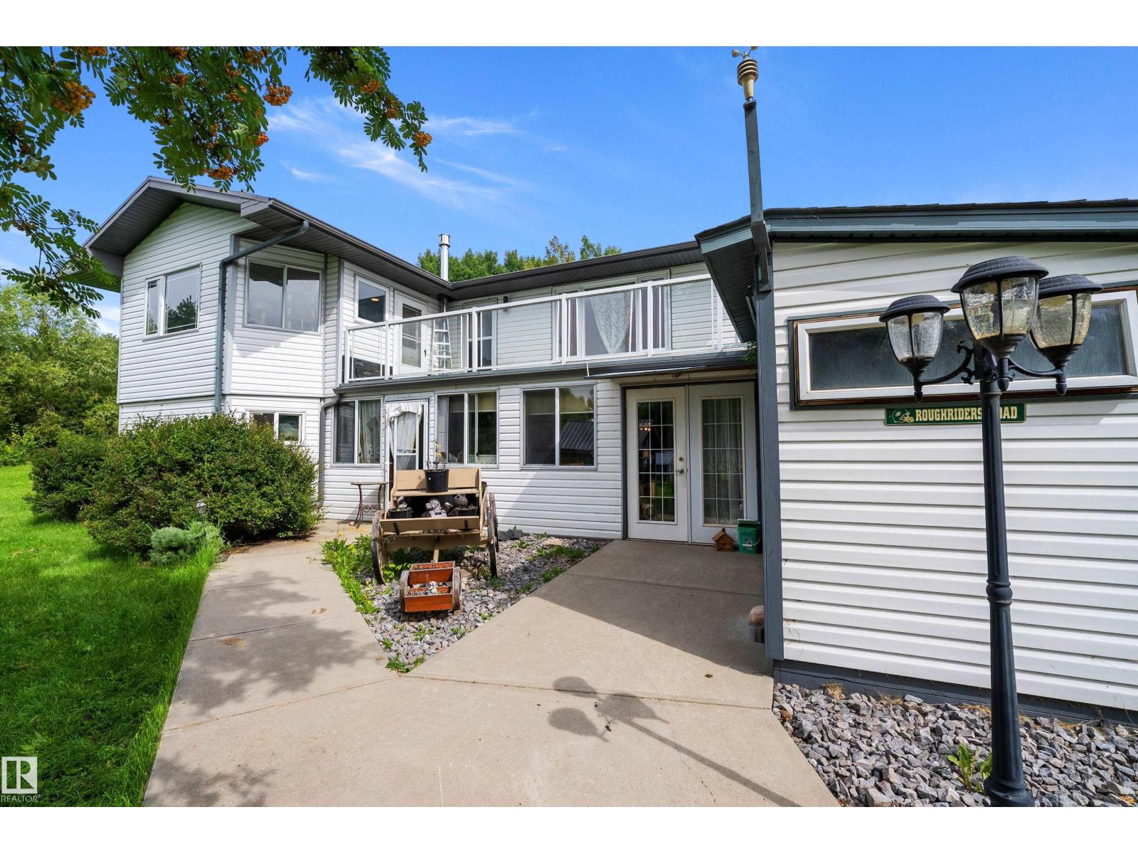 #104 52502 RGE ROAD 25 - 6