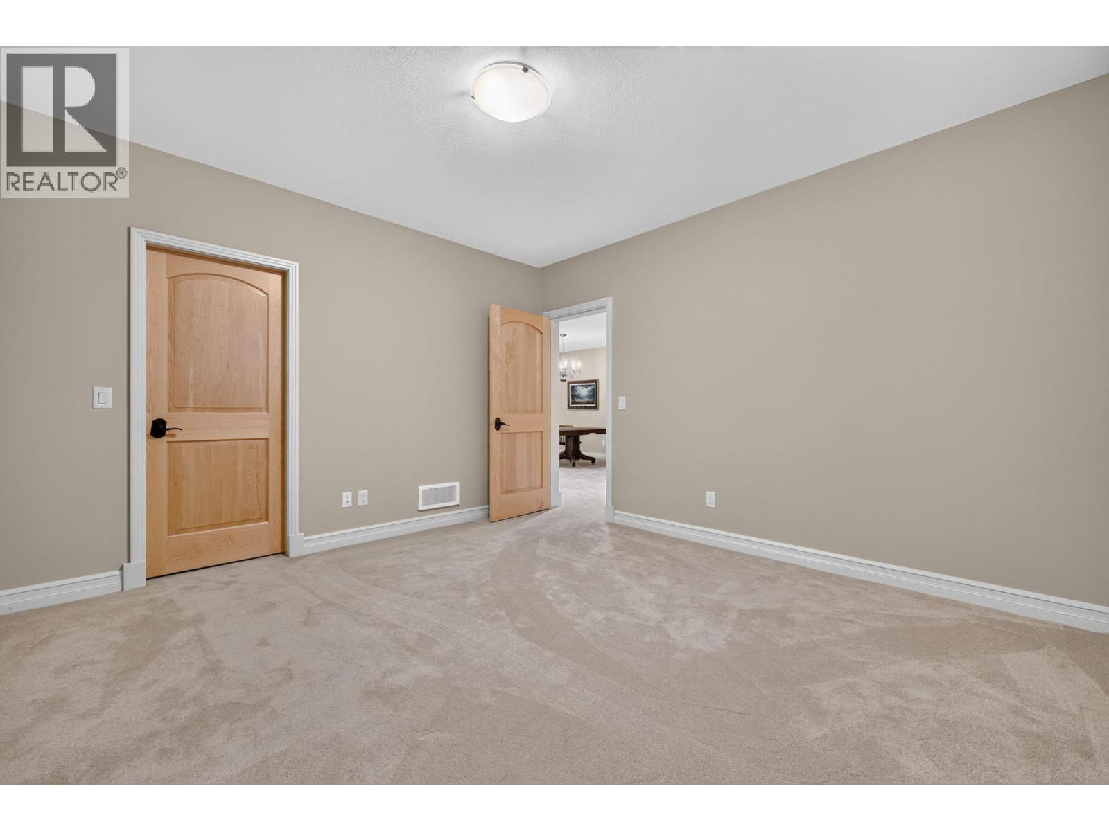 523 Metcalfe Avenue - Image 49