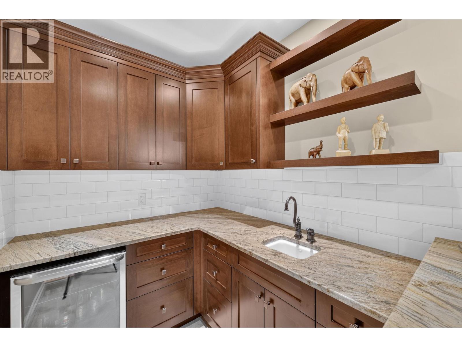 523 Metcalfe Avenue - Image 44