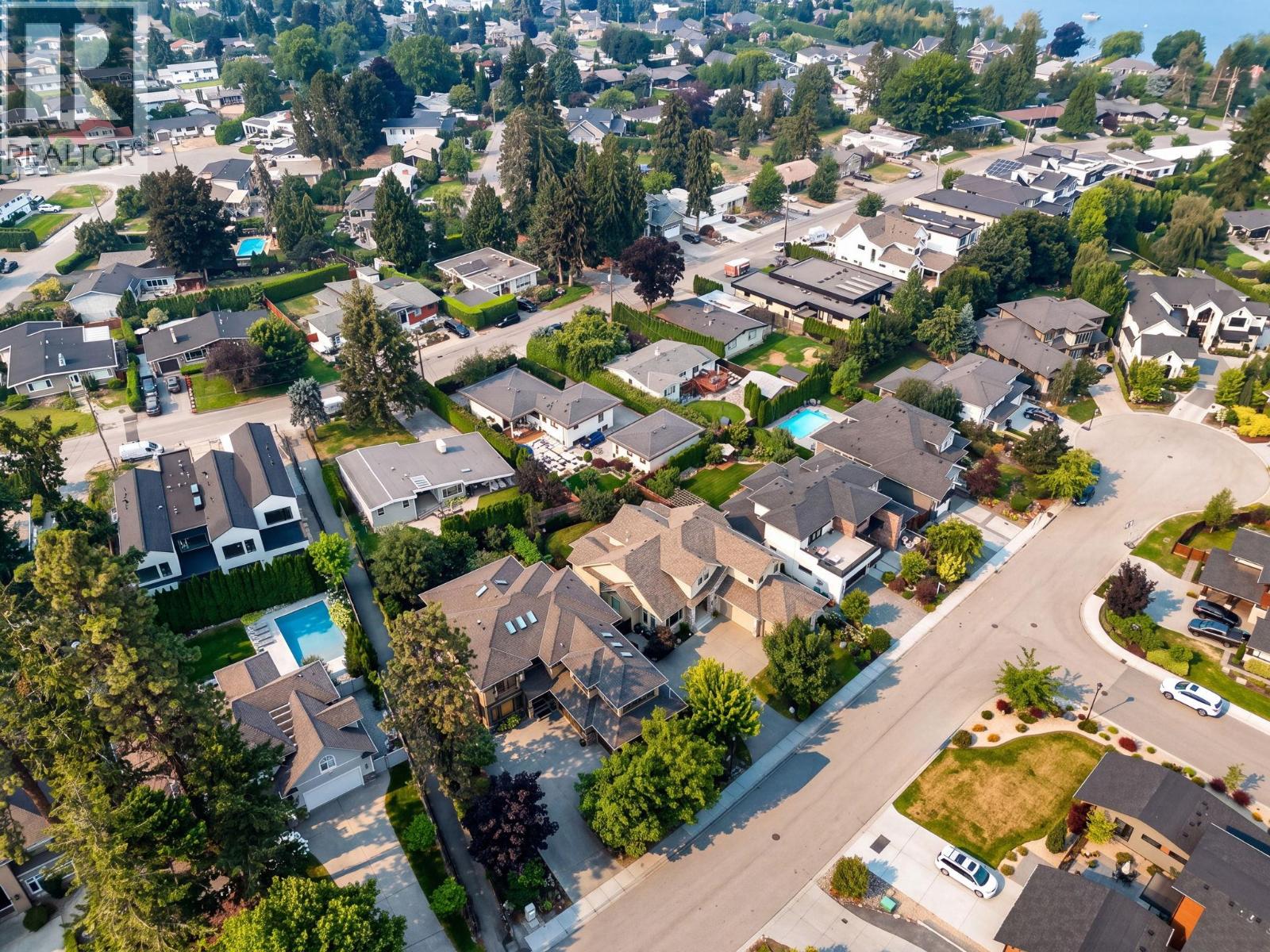 523 Metcalfe Avenue - Image 63