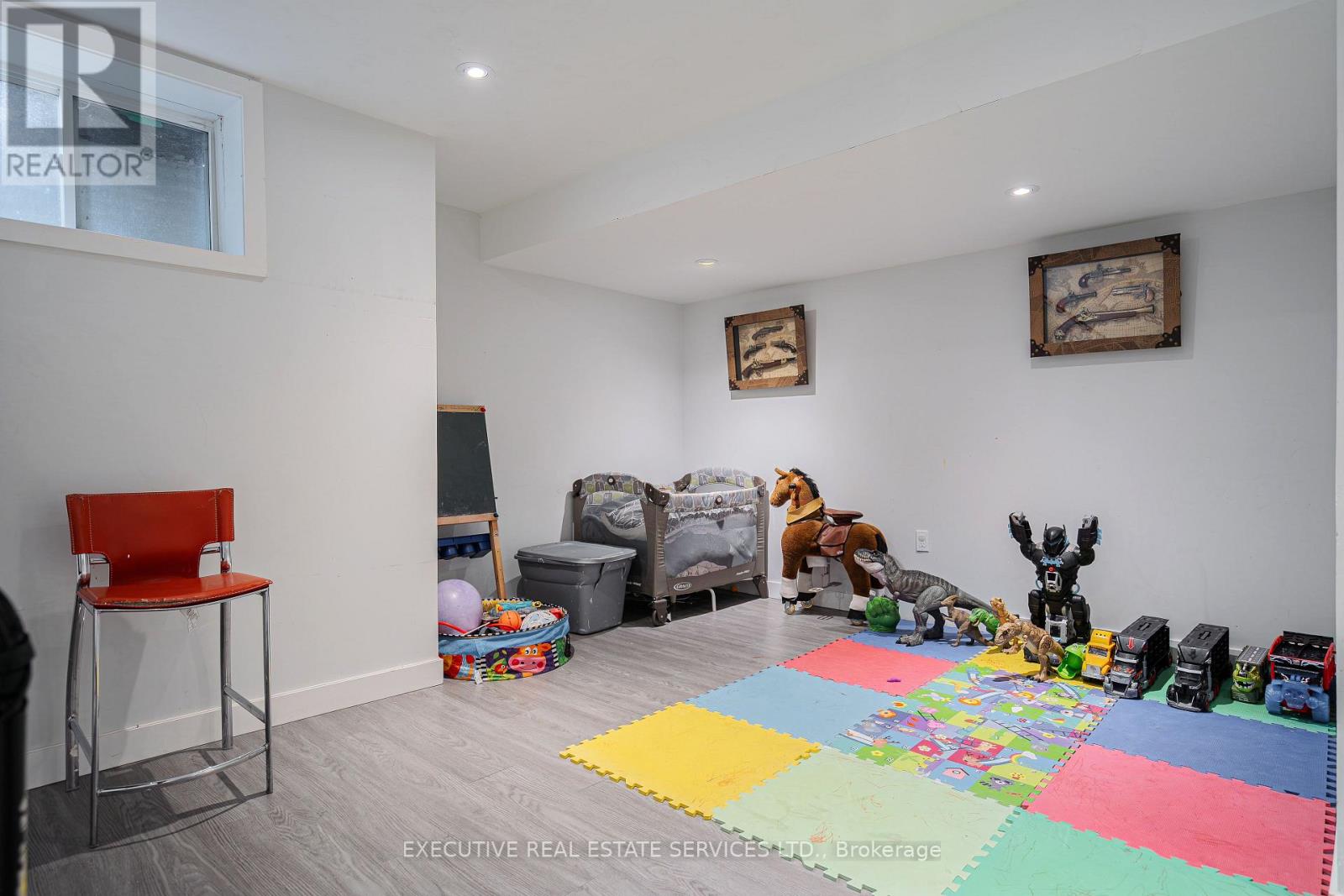 2 NECTARLANE AVENUE - 29