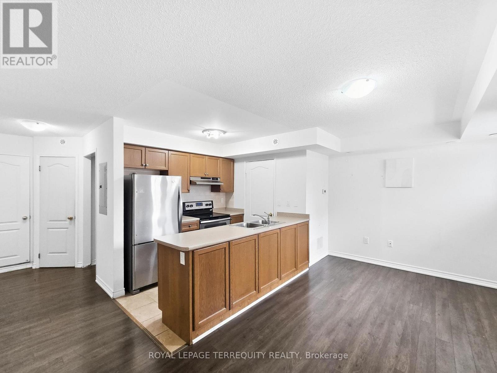 #3 141 ISAAC DEVINS BOULEVARD - 4