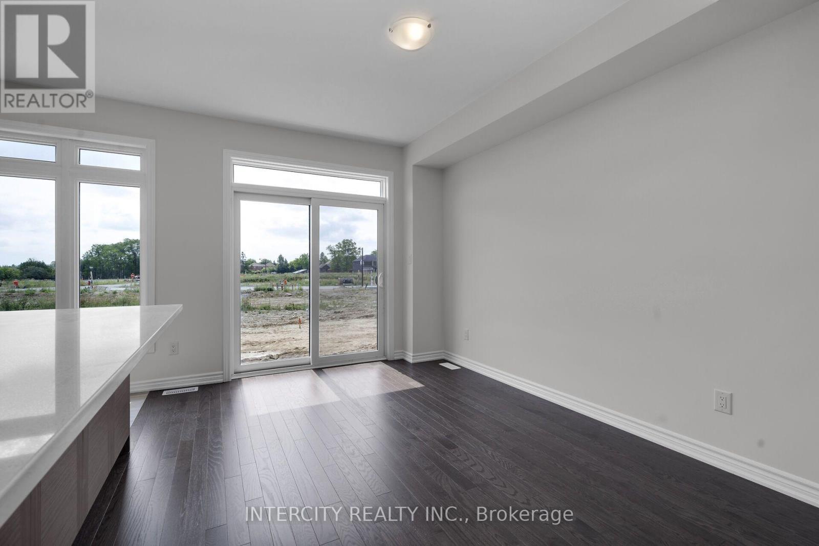 612 GLASGOW ROAD - 14
