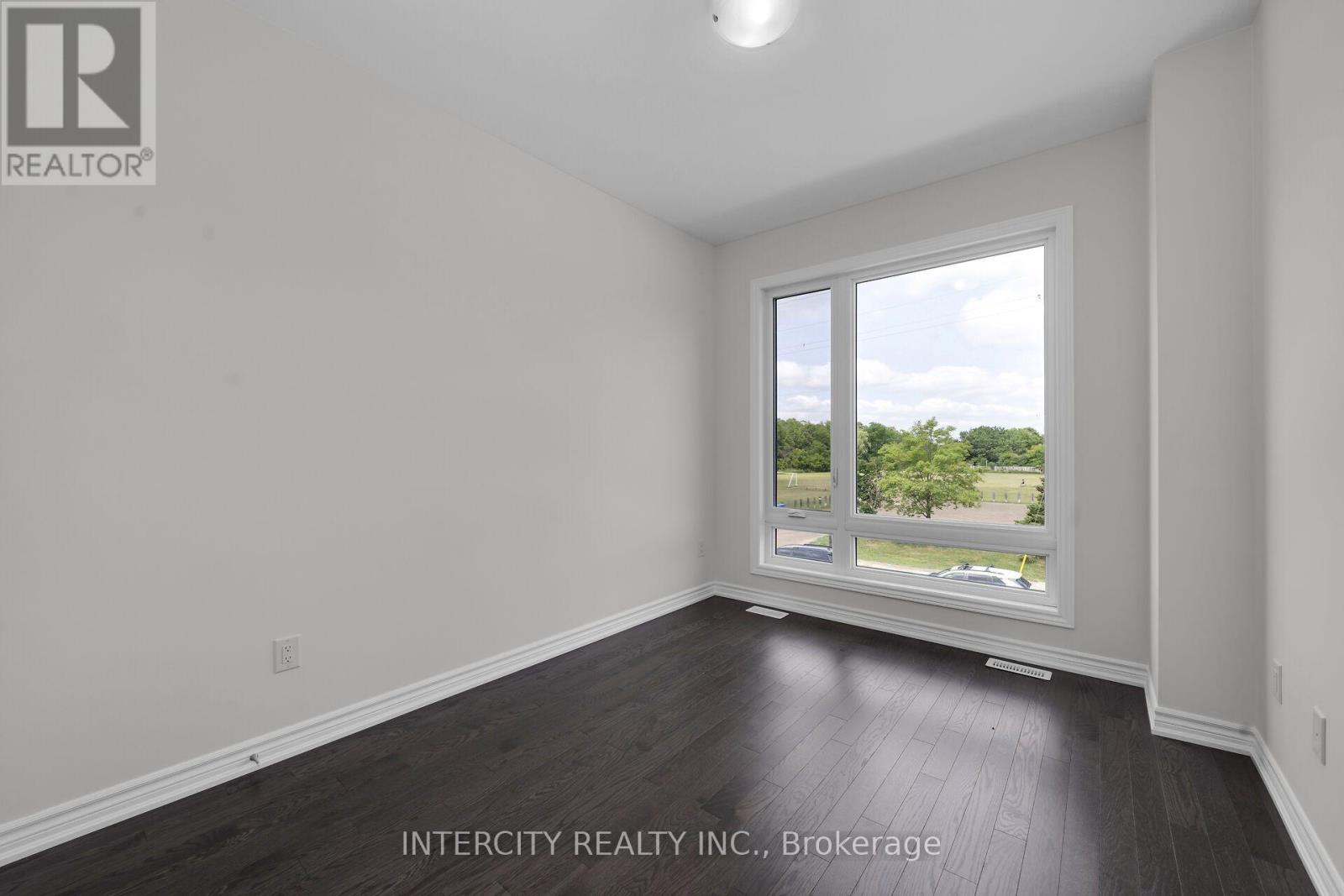 612 GLASGOW ROAD - 23