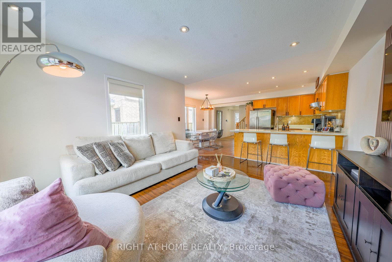 3881 PARTITION ROAD - 17