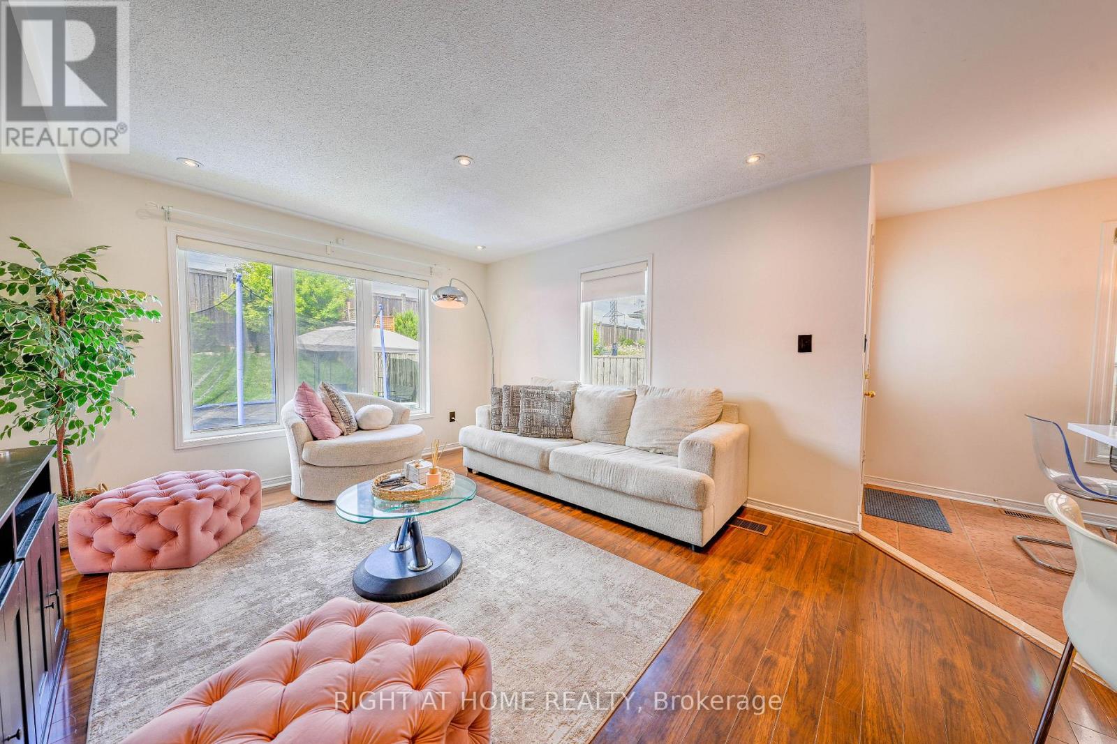 3881 PARTITION ROAD - 18