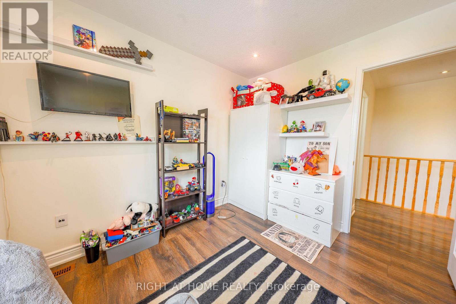 3881 PARTITION ROAD - 22