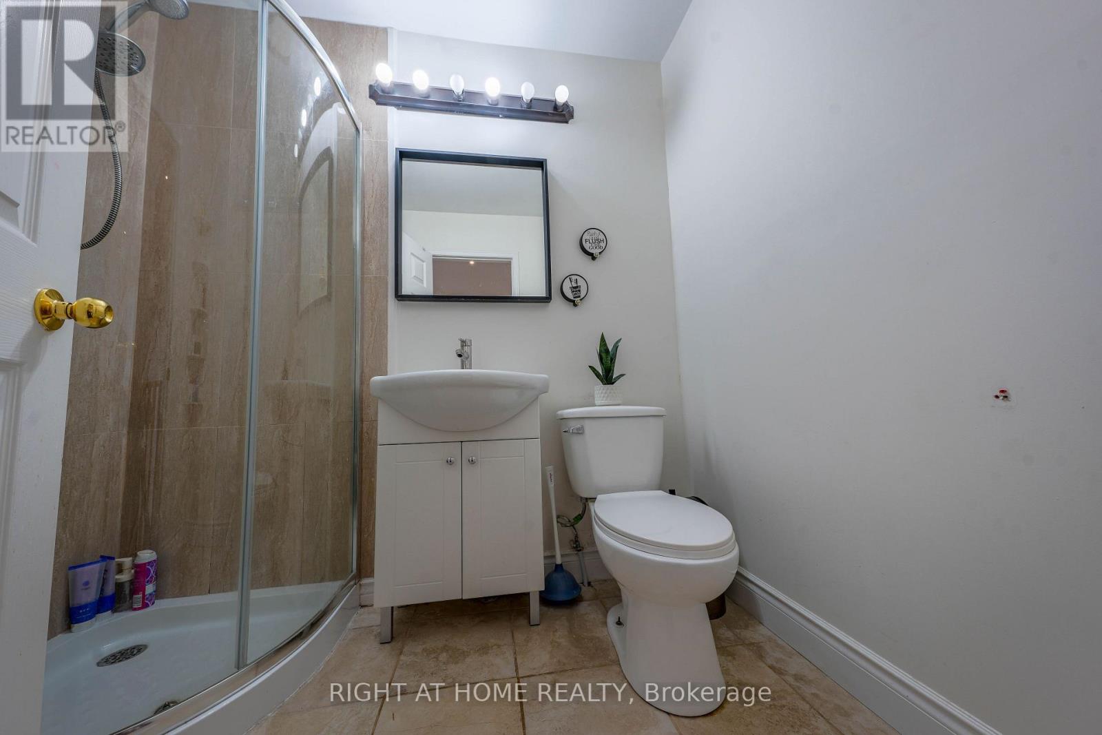 3881 PARTITION ROAD - 23