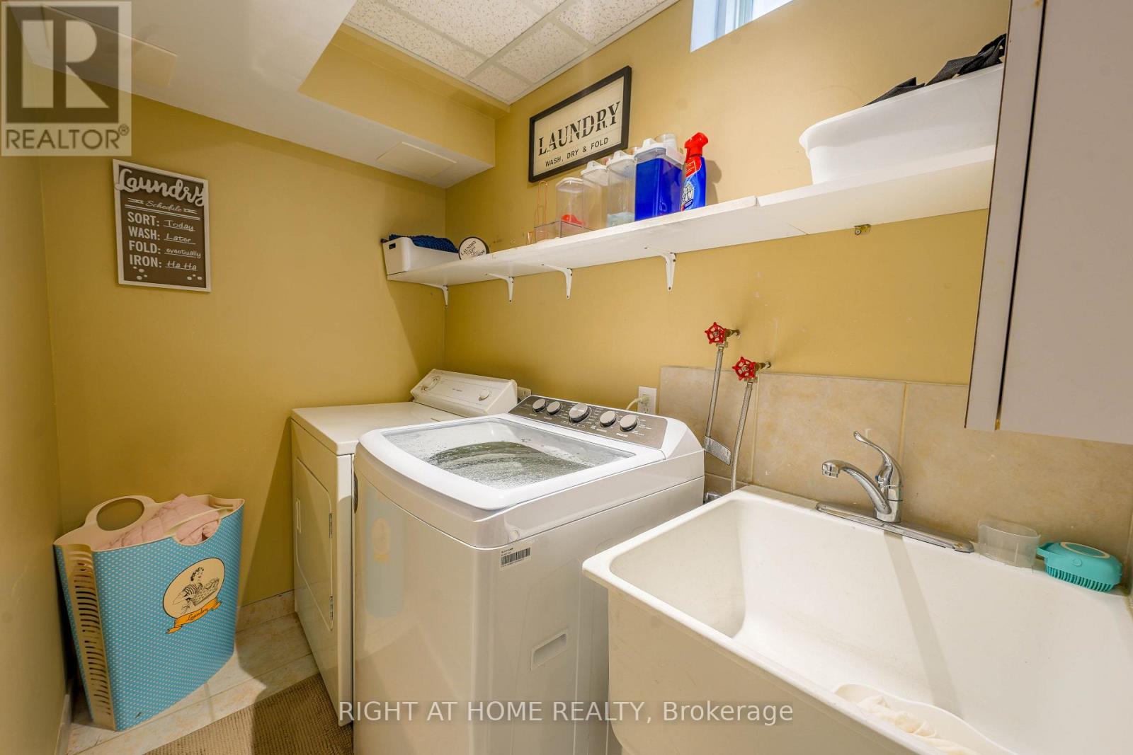 3881 PARTITION ROAD - 27
