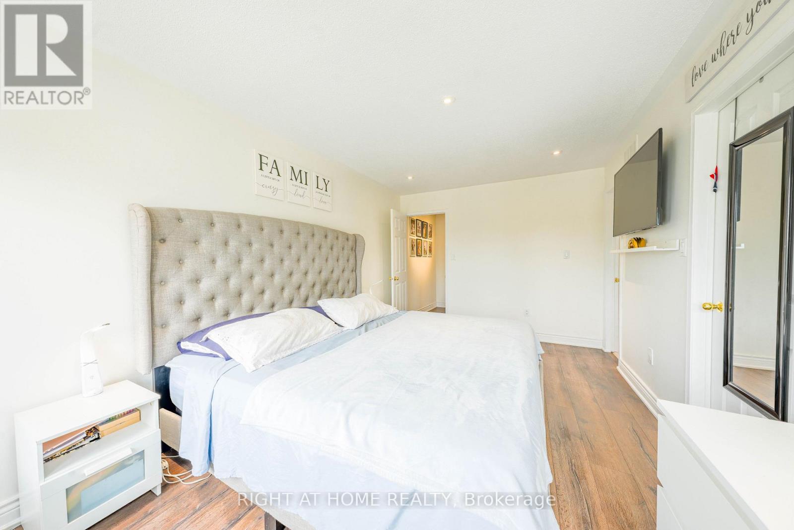 3881 PARTITION ROAD - 7