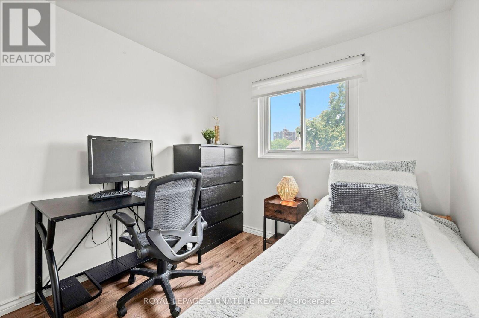 #132 1221 DUNDIX ROAD - 32