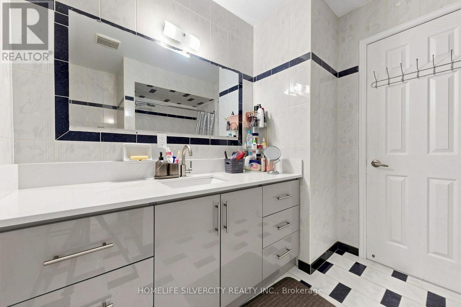 3126 REDBANK CRESCENT - 17