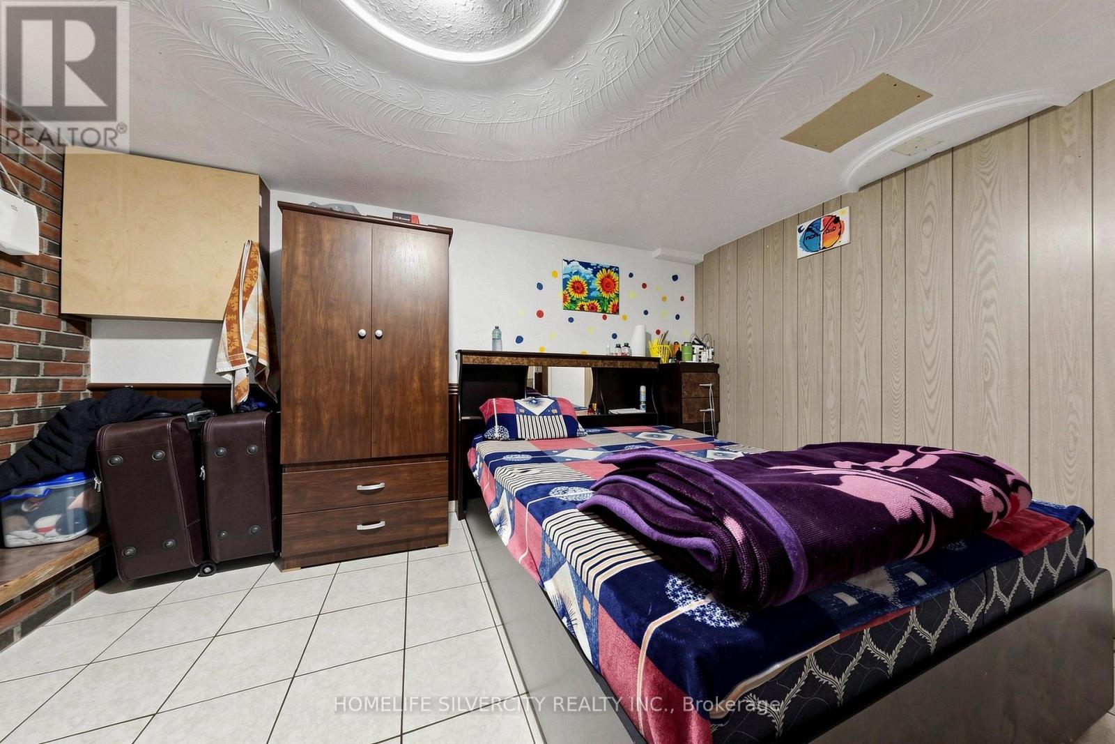 3126 REDBANK CRESCENT - 37