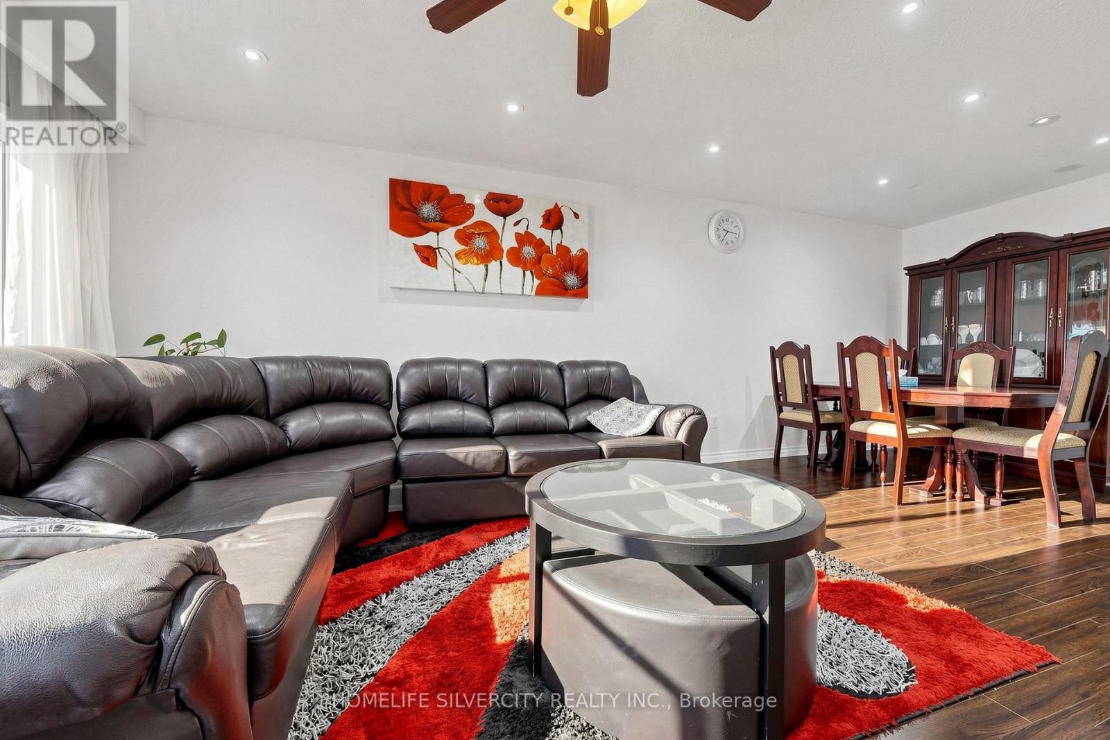 3126 REDBANK CRESCENT - 7