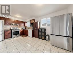 3126 Redbank Crescent, Mississauga, ON L4T1V1 Photo 11