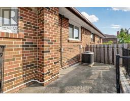 3126 Redbank Crescent, Mississauga, ON L4T1V1 Photo 44