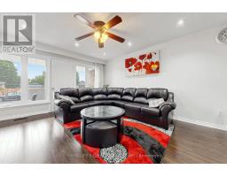 3126 Redbank Crescent, Mississauga, ON L4T1V1 Photo 6