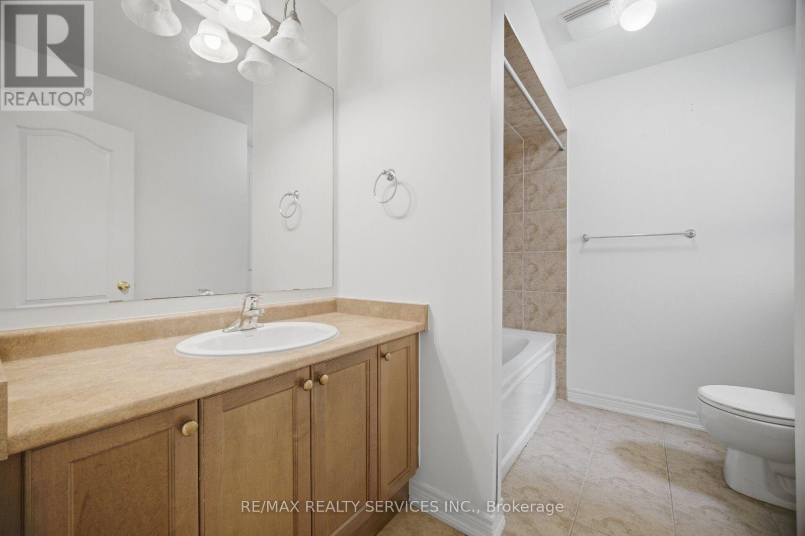 5 WESTHAMPTON WAY - 36