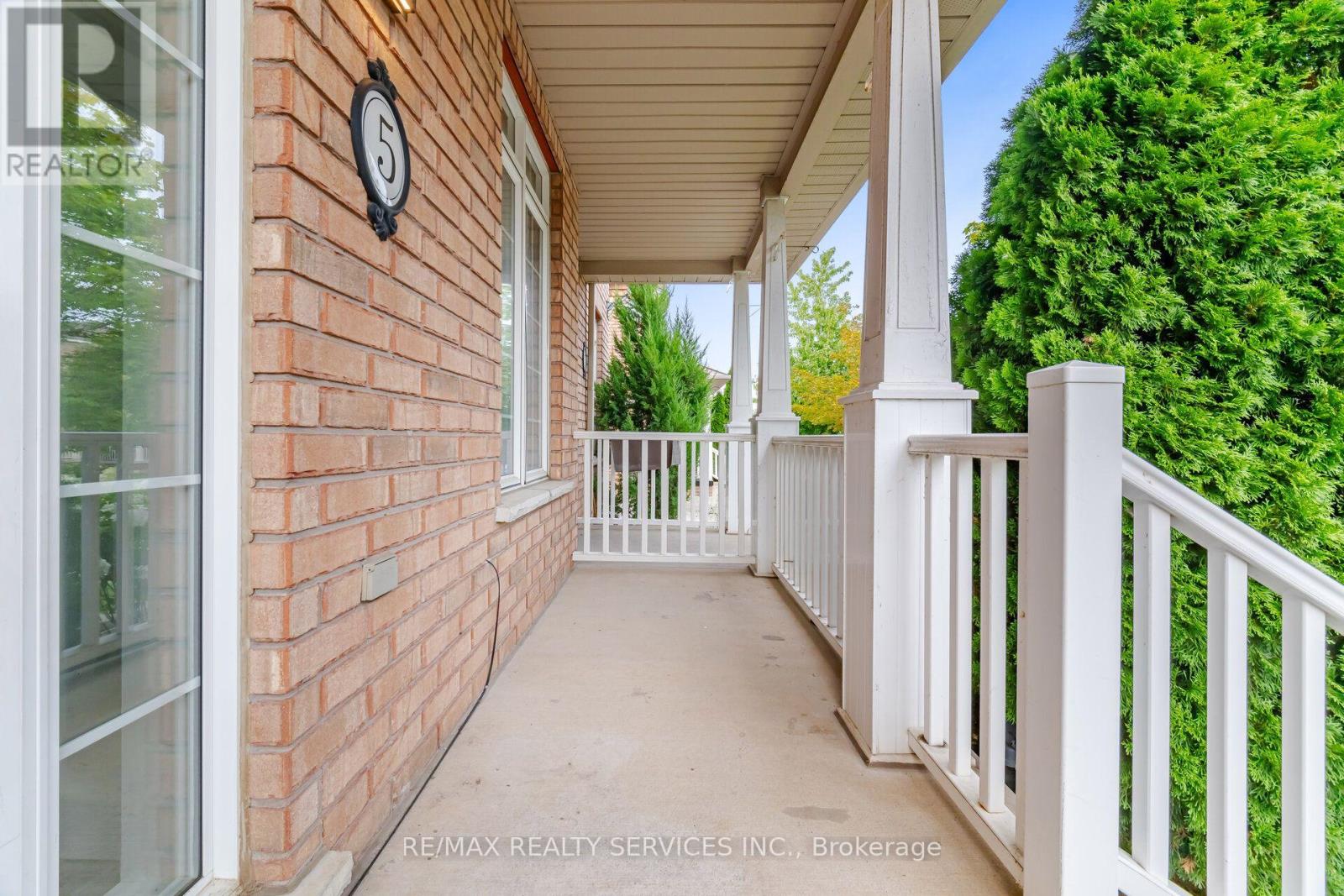 5 WESTHAMPTON WAY - 6