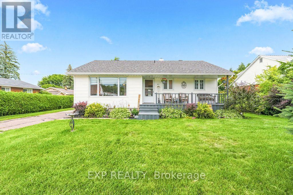 2 Bed, 1 Bath House for Sale in Renfrew – 101 GRANT BOULEVARD, Renfrew – MLS# X13663496 - Image 2