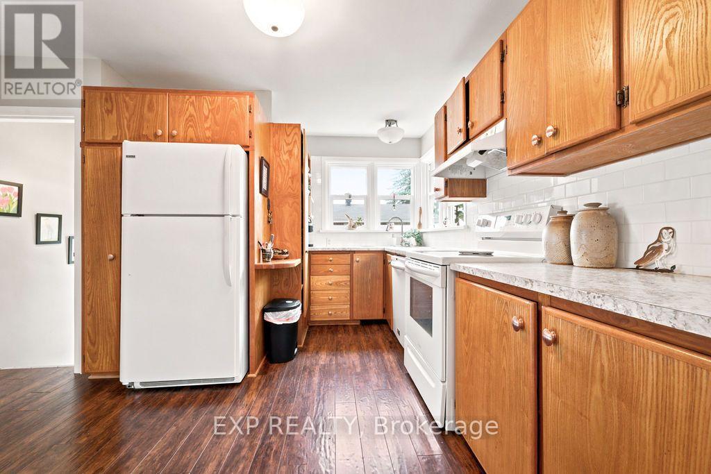 2 Bed, 1 Bath House for Sale in Renfrew – 101 GRANT BOULEVARD, Renfrew – MLS# X13663496 - Image 14