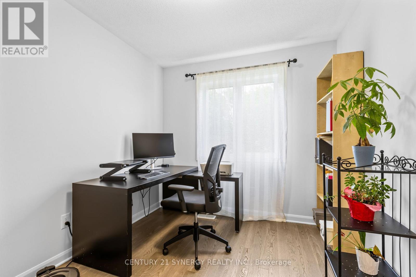 112 ATTWELL PRIVATE - Image 24