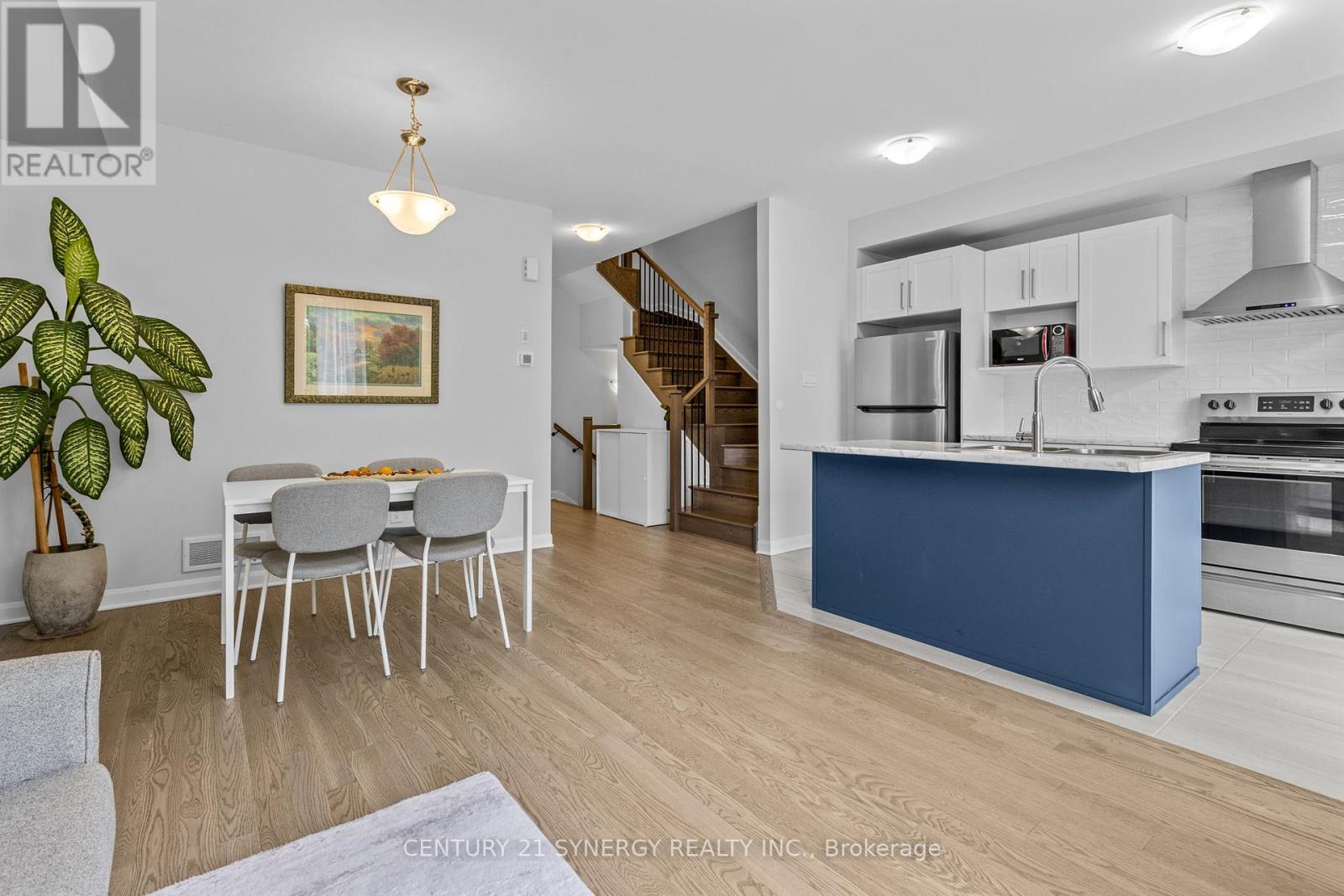 112 ATTWELL PRIVATE - Image 12