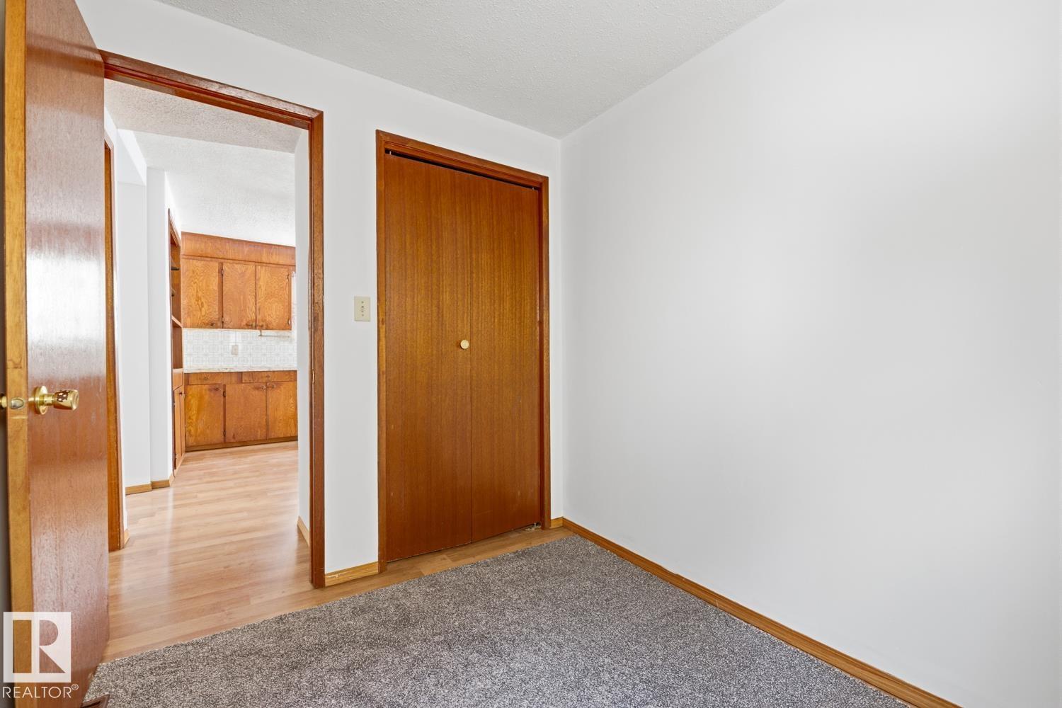 12134 96 ST NW - 19