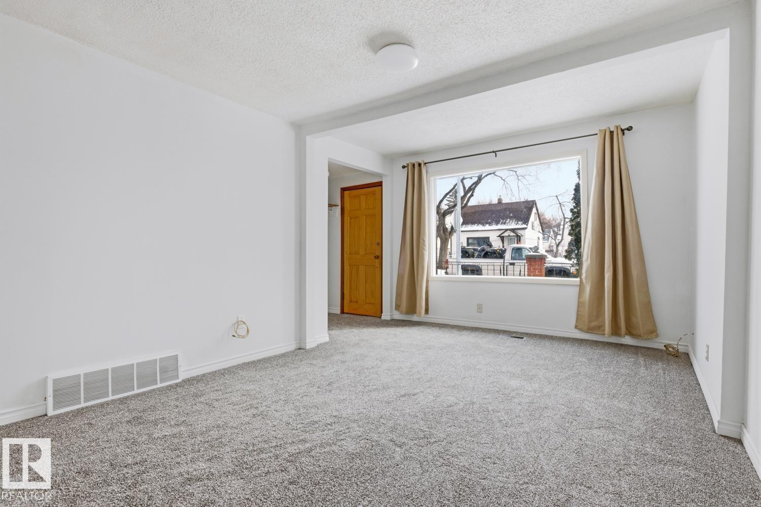 12134 96 ST NW - Image 9